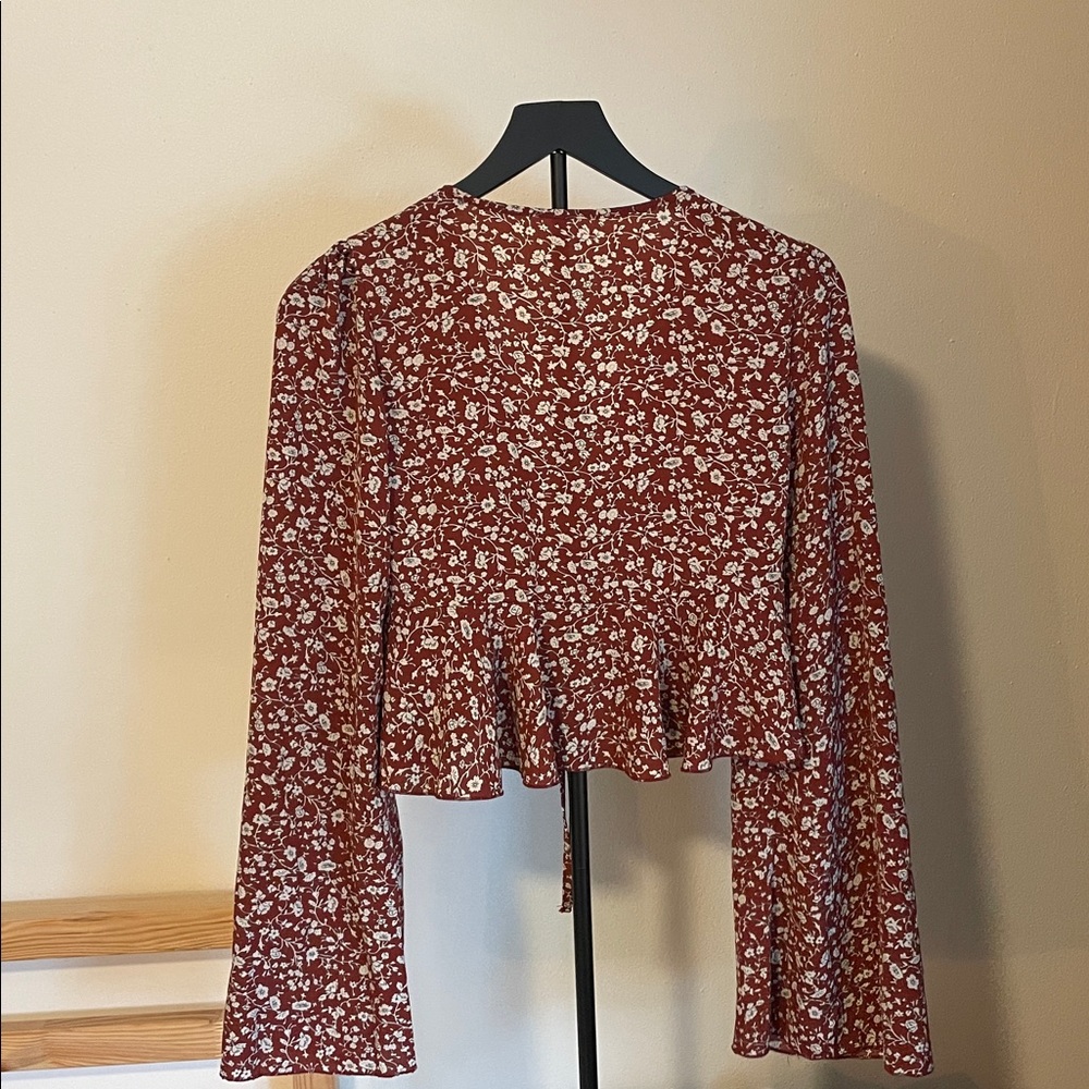 Floral flowy top - Picture 2 of 2